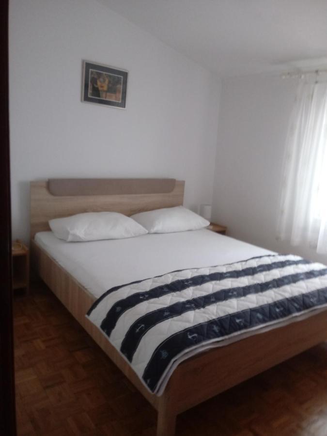 Apartmani Dokoza Vir Kültér fotó