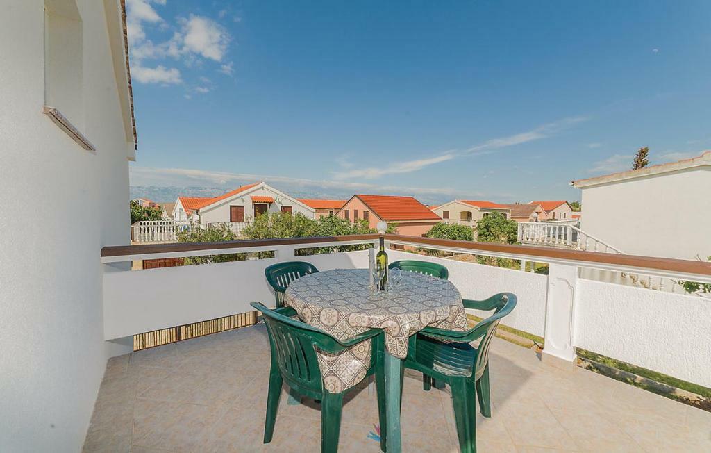 Apartmani Dokoza Vir Kültér fotó